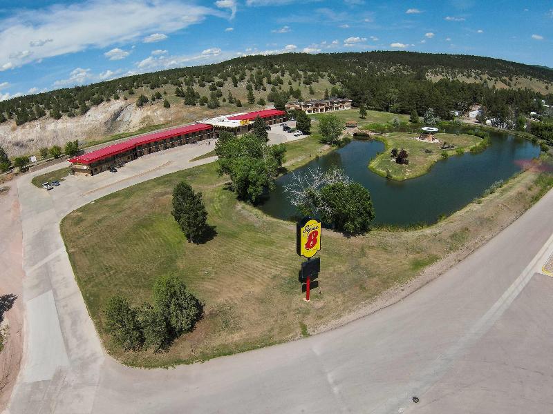 Super 8 By Wyndham Newcastle Wy image