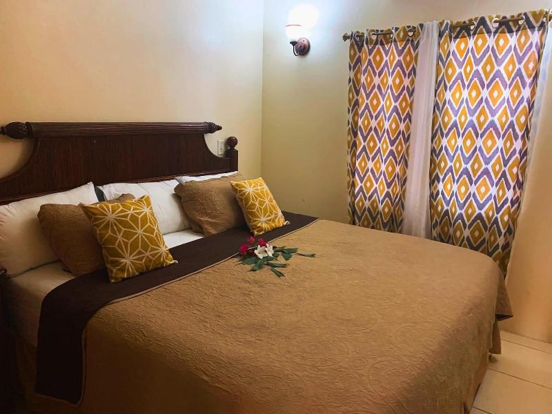 Connie S Comfort Suites image