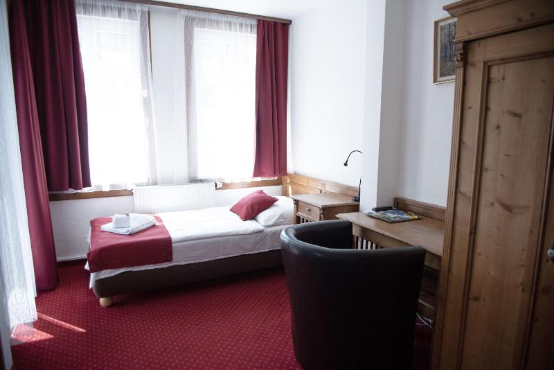 Hotel Jela Nek image