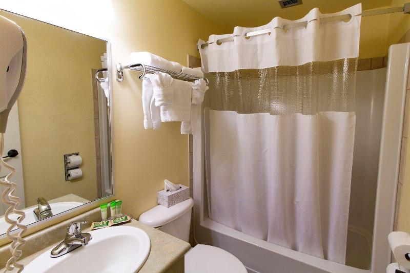 Park West Inn image