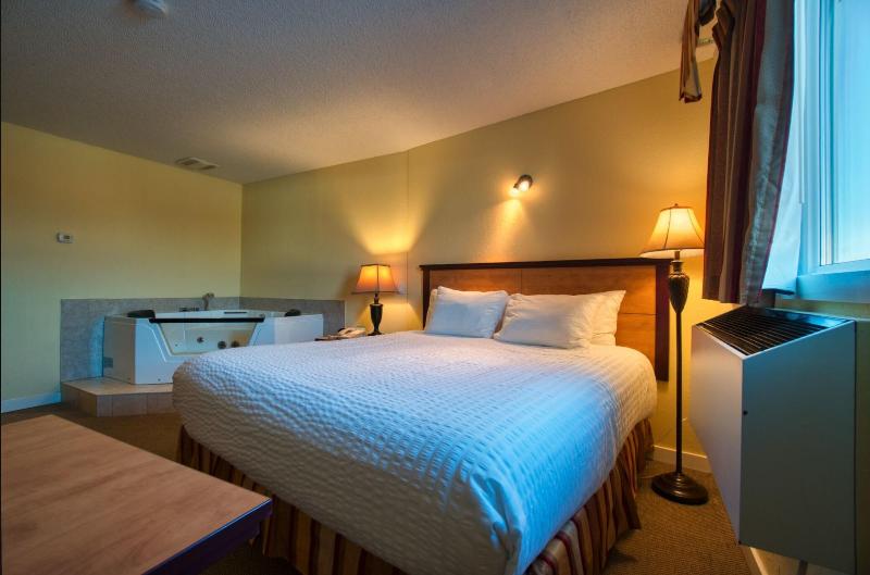 Park West Inn image