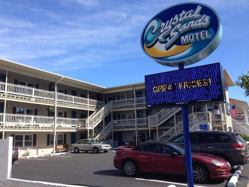 Crystal Sands Motel — general view