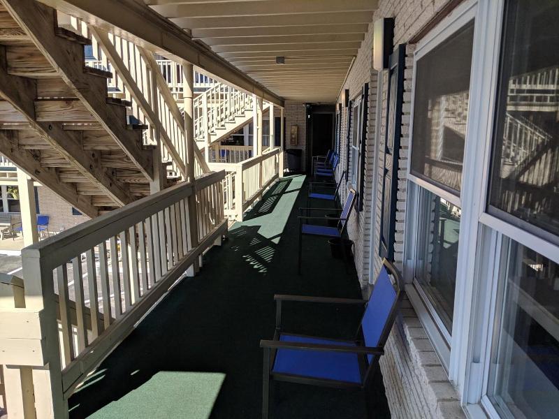 Crystal Sands Motel image
