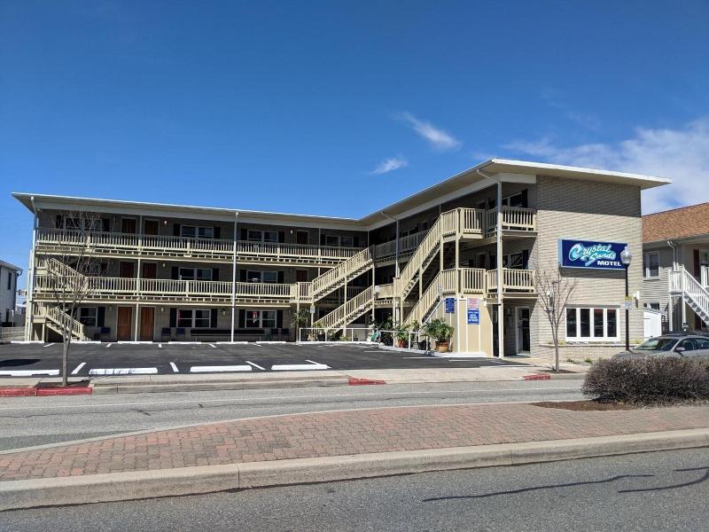 Crystal Sands Motel image