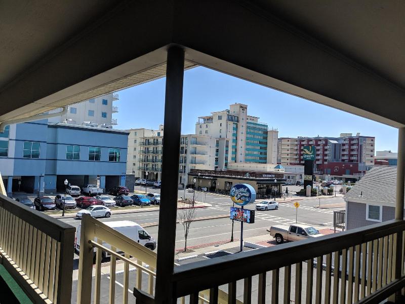 Crystal Sands Motel image