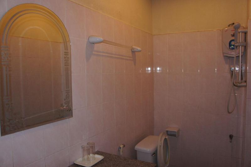 Sisavath Hotel image