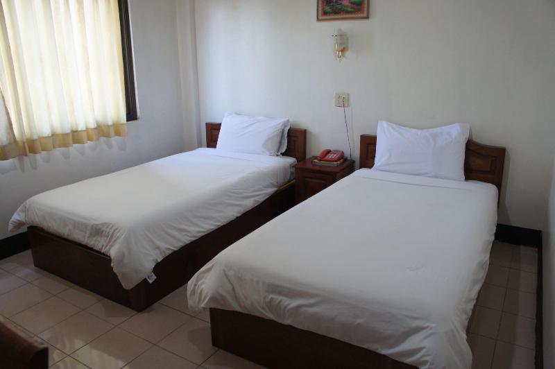 Sisavath Hotel image
