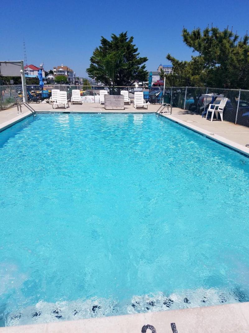 Oceanic Motel image