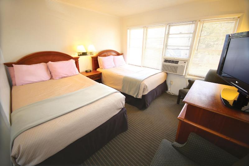 Oceanic Motel image