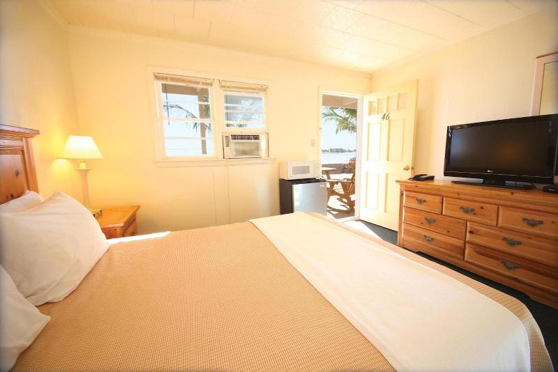 Oceanic Motel image