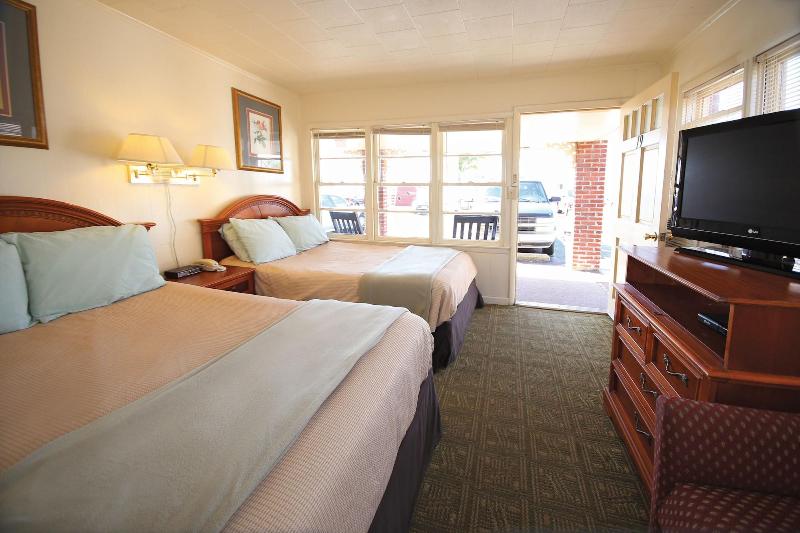 Oceanic Motel image