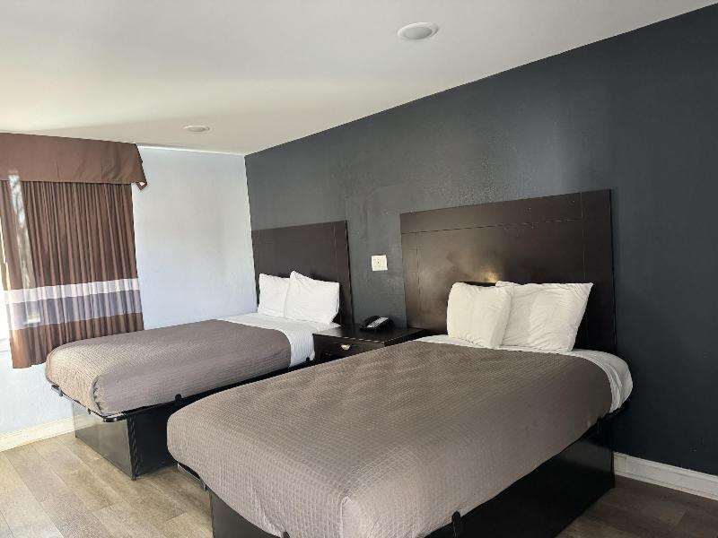 Budget Inn Danville — view