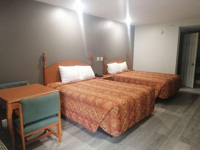 Royal Inn Suite image