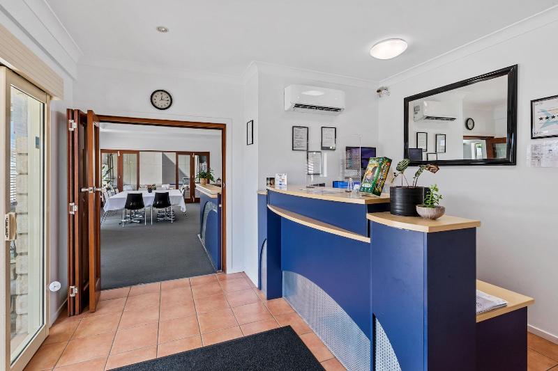 Browns Plains Motor Inn image