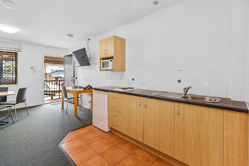 Browns Plains Motor Inn image