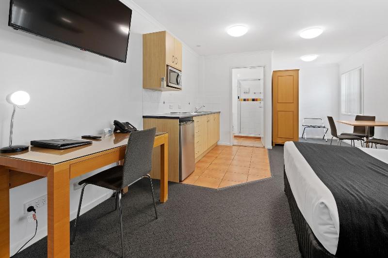 Browns Plains Motor Inn image