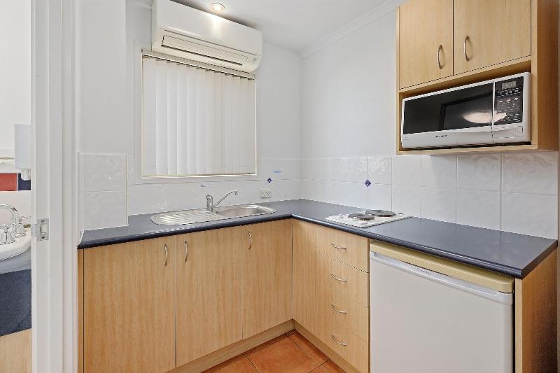 Browns Plains Motor Inn image