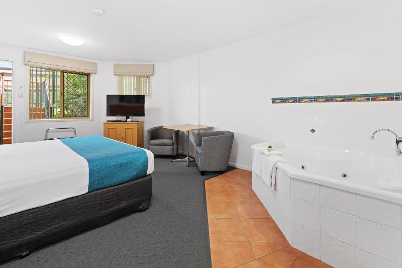 Browns Plains Motor Inn image