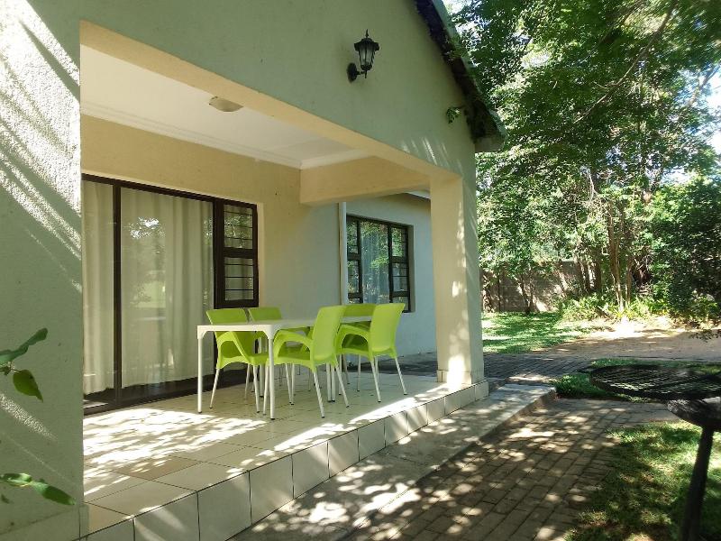 Sand River Cottages image