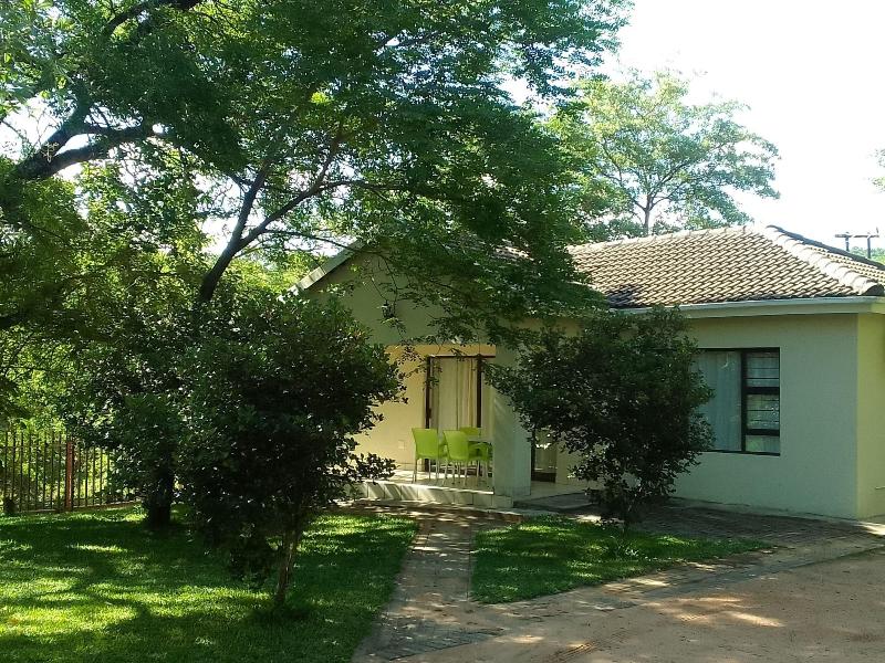 Sand River Cottages image