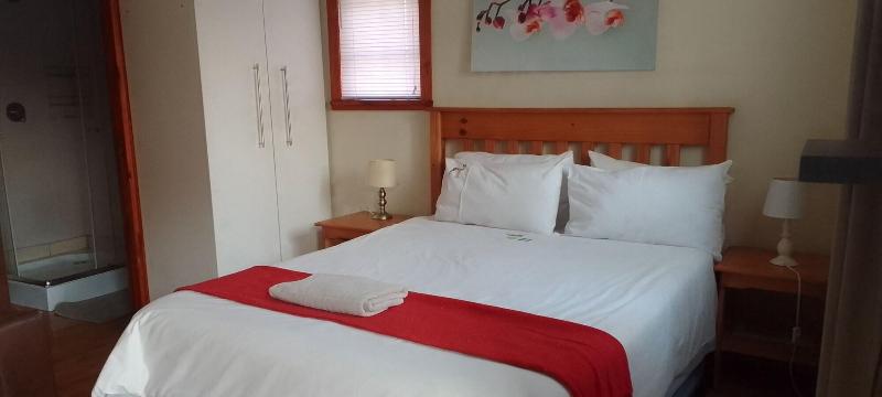Sand River Cottages image