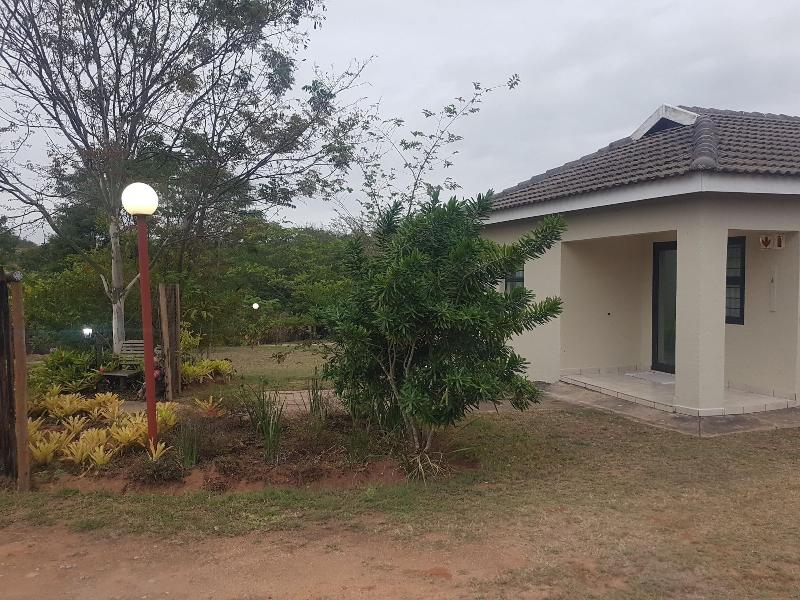 Sand River Cottages image
