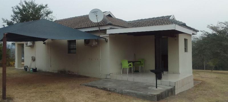 Sand River Cottages image