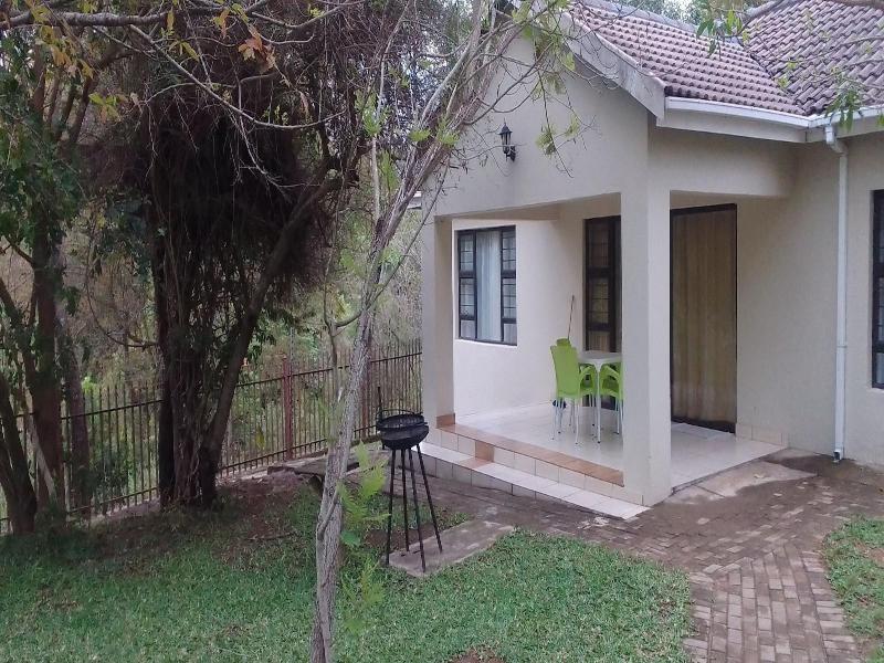 Sand River Cottages image