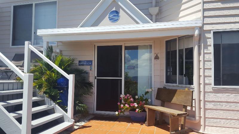 Blue Summit Cottages image