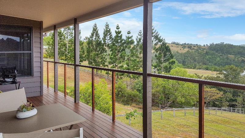 Blue Summit Cottages image