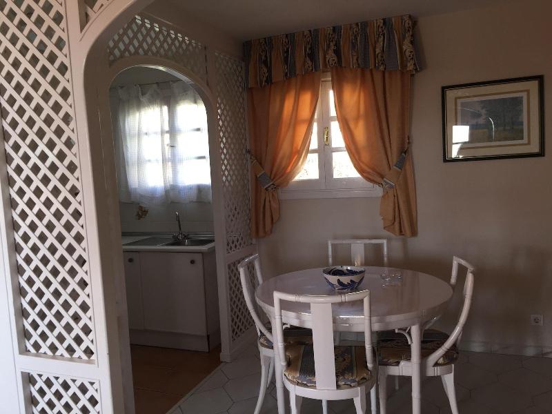 Apartamentos El Toro image