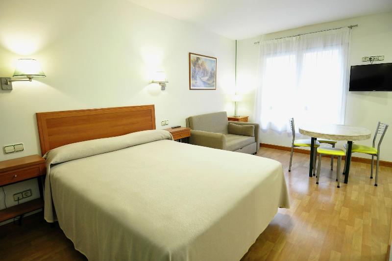 Hotel Apartamentos Aralso image