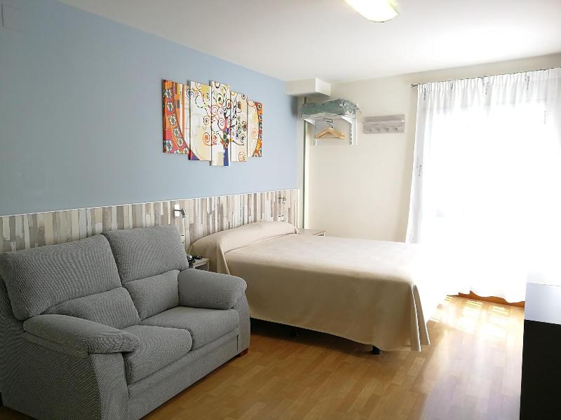 Hotel Apartamentos Aralso image