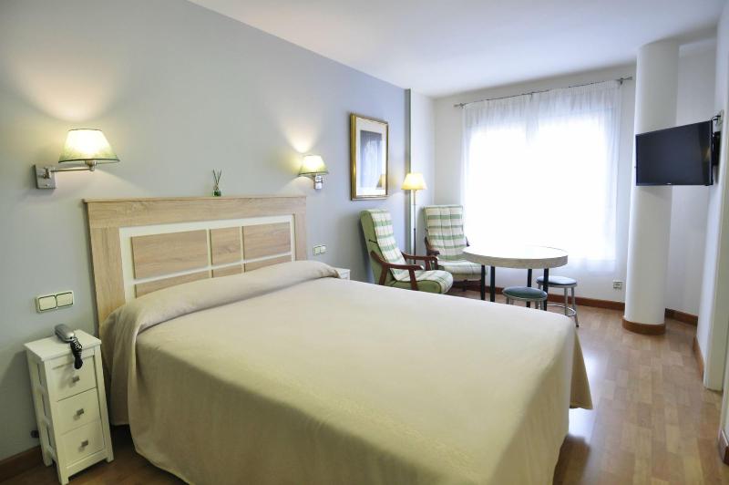 Hotel Apartamentos Aralso image