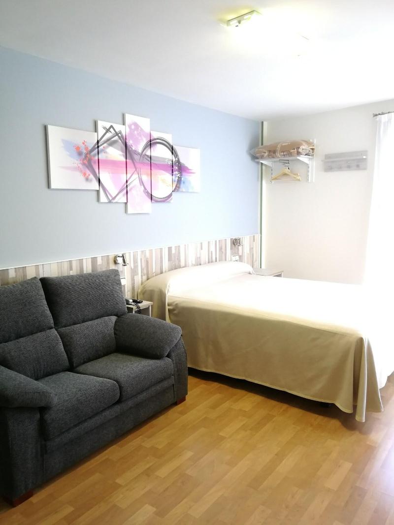 Hotel Apartamentos Aralso image