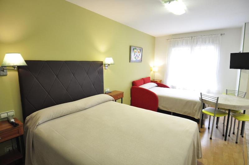 Hotel Apartamentos Aralso image