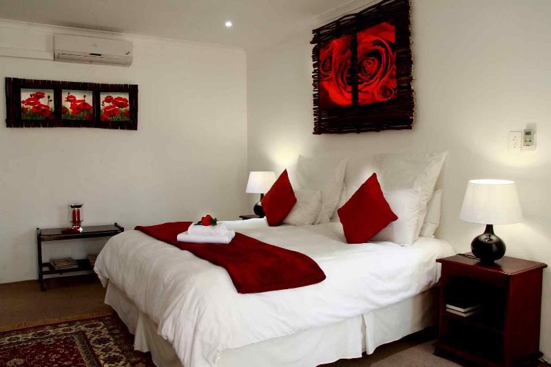 J Cups Guest House image