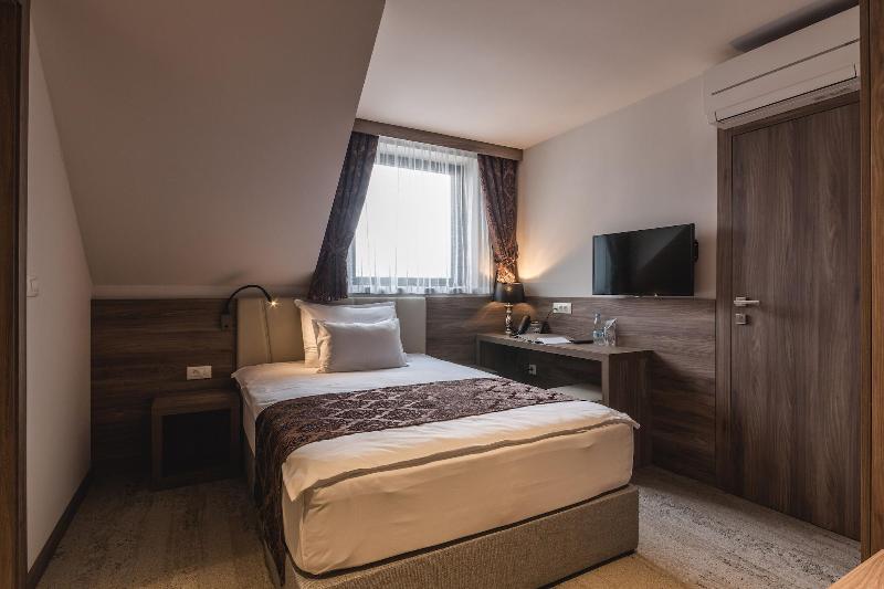 Hotel Grof image