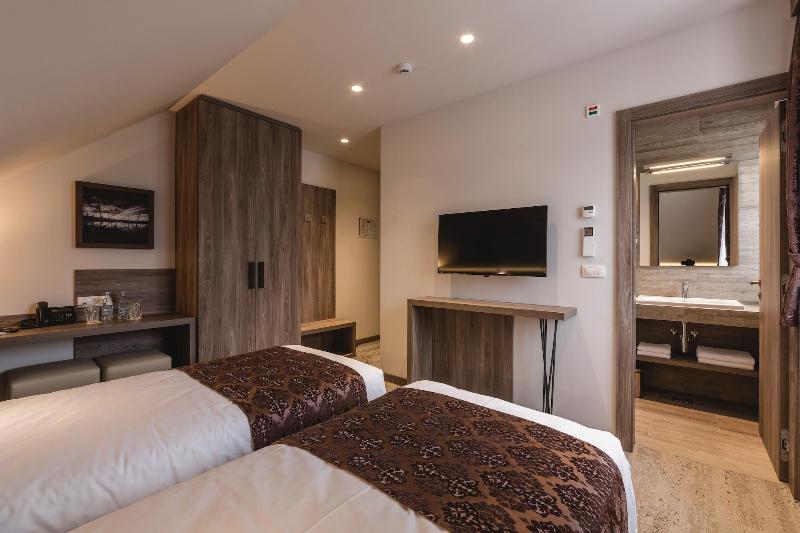 Hotel Grof image