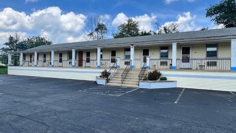 Budget Host Mel Dor Motel image