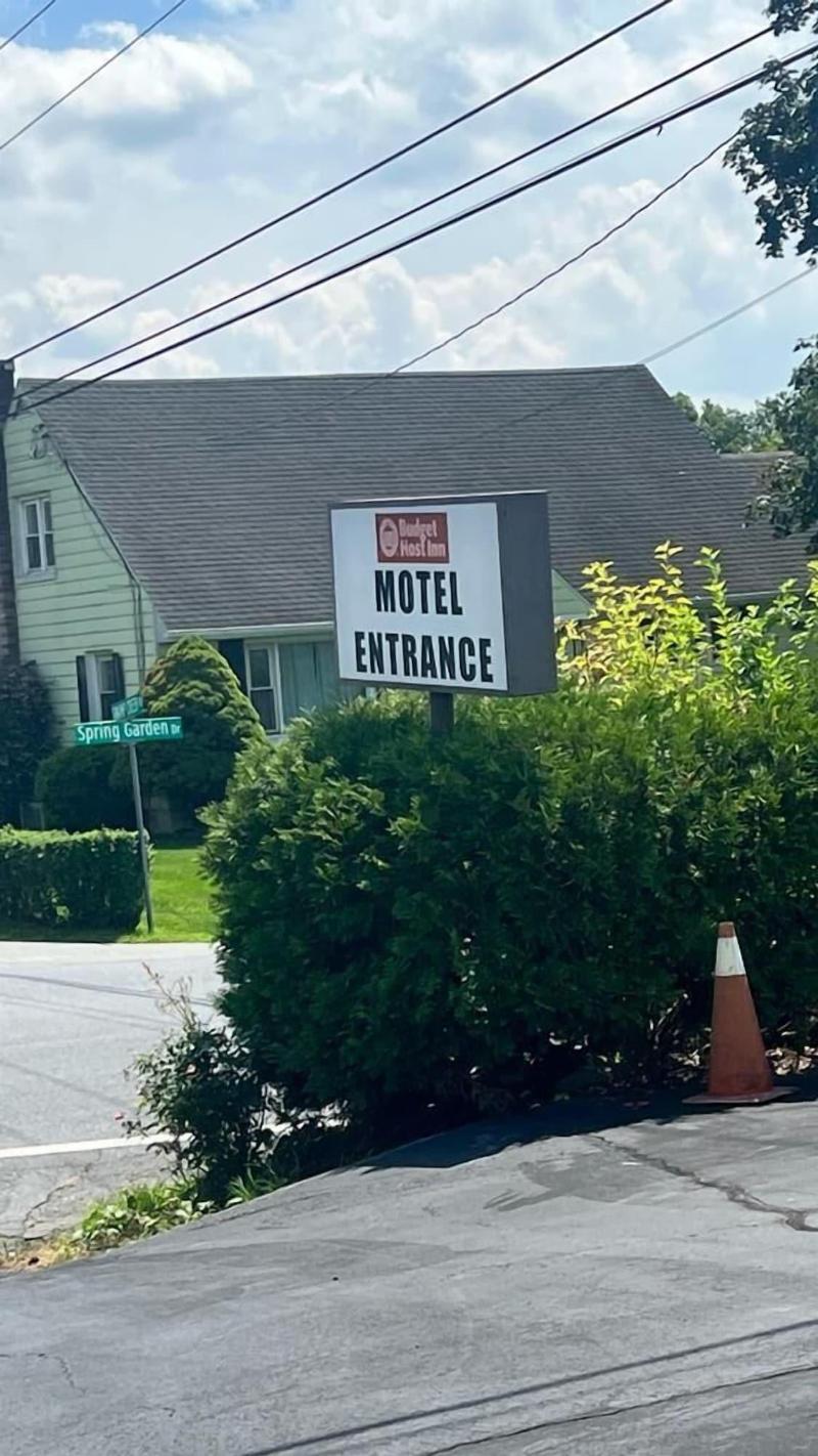 Budget Host Mel Dor Motel image