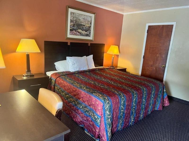 Budget Host Mel Dor Motel image