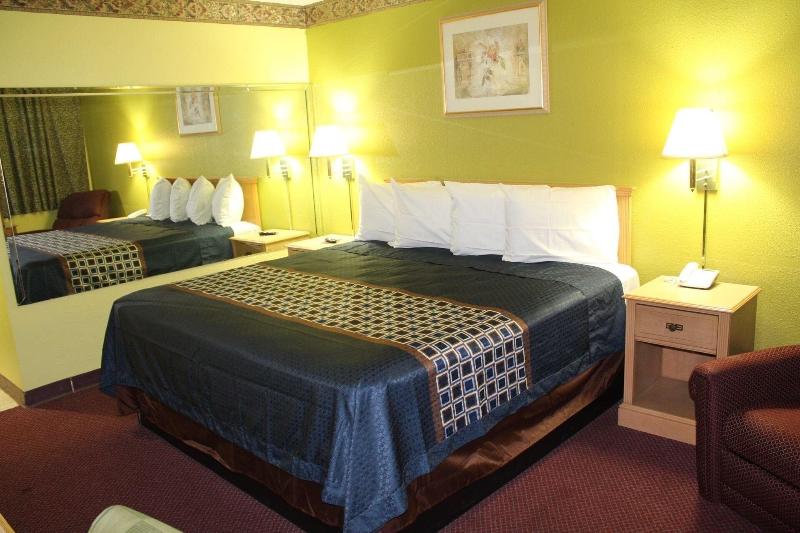 Hutchinson Inn image