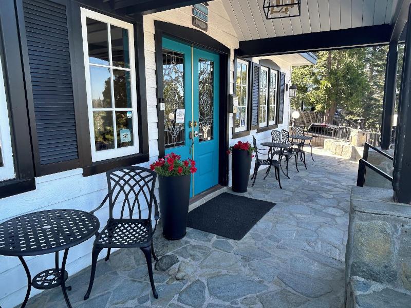Arrowhead Lake Inn image