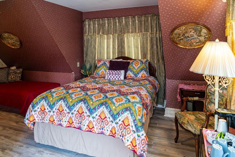 Arrowhead Lake Inn image