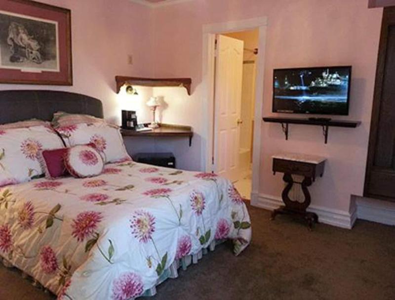 Arrowhead Lake Inn image
