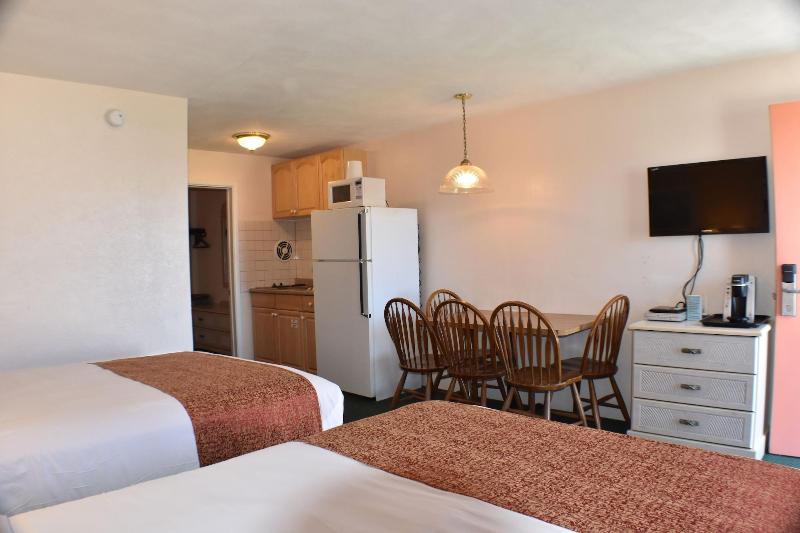 Blue Water Motel image