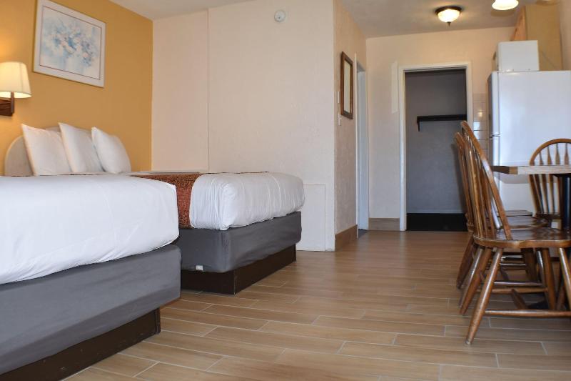 Blue Water Motel image