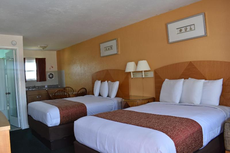Blue Water Motel image