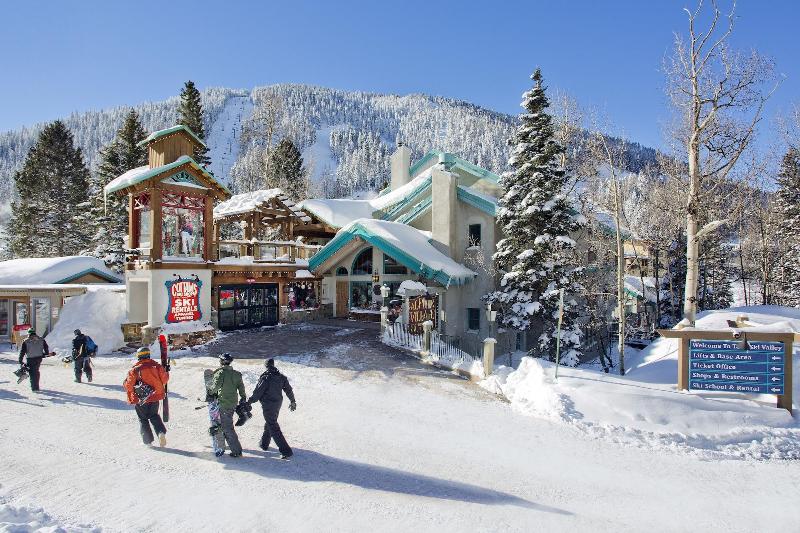 Alpine Village Suites image